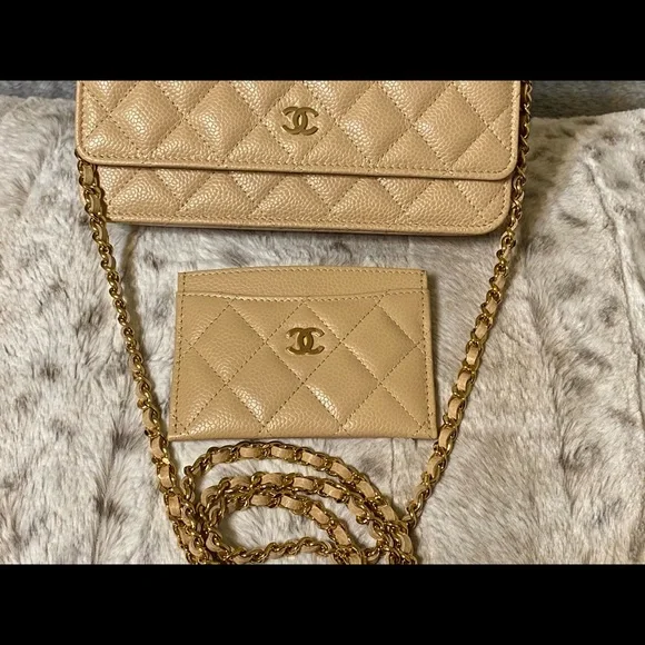 NWT CHANEL CARD HOLDER - Picture 15 of 15
